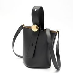 ロエベ / LOEWE ペブル バケットバッグ ミニ / ショルダーバッグ AANBBBMX01 スムースカーフ レザー ブラック 【中古】 商品番号 S-158151のサムネイル