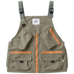 Item thumbnail for item cf205a9c-a926-48dd-908c-638d9975f40c