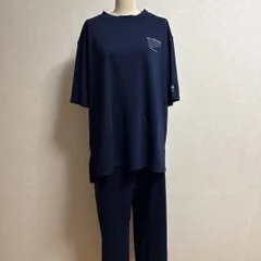 KN3222 ＊5L 大きいサイズ　展示品　FILAバックプリーツセットアップネイビー　個性的、ジャージ上下セット