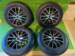 極上9分山 2022年製 国産スタッドレス 185/65R15 フリードスパイク フリード 良品 ホンダ フリード純正 185/65R15 2022年超バリ山