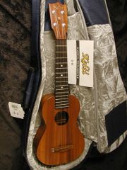 Kelii ケリィ ウクレレ S-B ギグケース付 ソプラノ サイズ Made in HAWAII ソリッドマホガニー ボディ