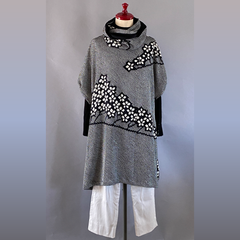 着物リメイク 総絞り 絵羽織 チュニック 花びら模様 スヌード付き  | Kimono Remake all-tie-dye, tunic, with snood #2410-015