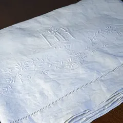 フランスアンティーク 19世紀のリネンシーツ 1800✖️2500 風合い柔らか フランスアンティーク 19世紀のリネンシーツ 1800✖️2500