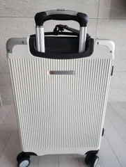 2024年最新】swiss military スーツケースの人気アイテム - メルカリ