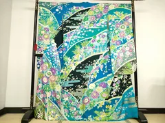 平和屋本店■極上　ブライダルファッションデザイナー・桂由美　振袖　駒刺繍　草花文　暈し染め　金彩　正絹　KAAA1584kk4