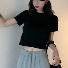 ショートクロップド 無地ミニTシャツ　レディース　黒　M  ヘソだし　チラ見せ