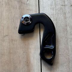 [新品] スペシャライズド　リアディレーラーハンガー　リプレイスエンド