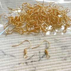 高品質 ニッケルフリー ピアスフック 金具 約５０個 ２５ペア分 ゴールド