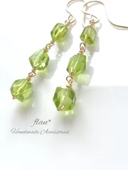 天然石 14kgf  ペリドットの3連ピアス*タンブルカット