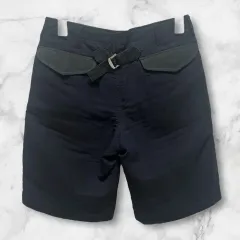 sacai サカイ　ハーフパンツ レア　新品未使用 sacai（ショートパンツ）のフリマアイテム一覧