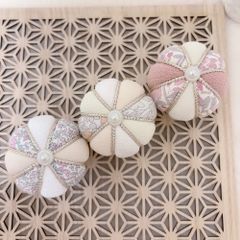 リバティ木目込み手毬❀　5cm木目込み手毬3個セット 　〜七五三　お食い初め　撮影小物
