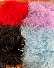 【新品・未使用】オーストリッチファー　羽根　羽　社交ダンス　モダンドレス　ラテンドレス　スタンダード　パーティ―ドレス　ファー　1本　白　深めの緑　黒　赤　水色　薄紫　ロイヤルブルー　濃い紫【値下げ不可】