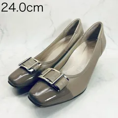 【新品 訳あり】リズラフィーネ　バックルモチーフコンビパンプス　24.0㎝　ライトベージュ