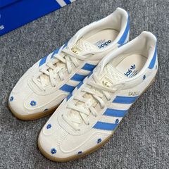 adidas Samba gazelle indoor アディダス サンバ スニーカー ホワイトブルーの小さな花スニーカー