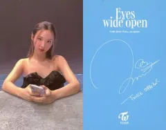 【中古】コレクションカード(女性) TWICE/ナヨン/バストアップ・裏面印刷サイン入り/CD「Eyes wide open」付属フォトカード