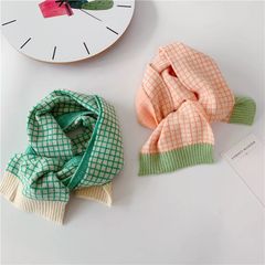 【即納】新品グリーン系キッズチェック柄ニットマフラーストール韓国子供服カラフル