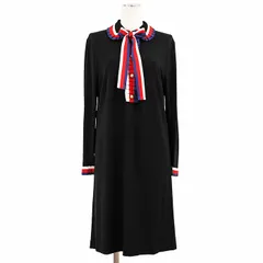 GUCCI グッチ ワンピース 黒 シルク100% 編み上げリボン Aライン M GUCCI - グッチ ワンピース ロング 半袖 Vネック シェリー