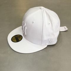 YSL 9FORTY ホワイトキャップ 調整可能 - メルカリ