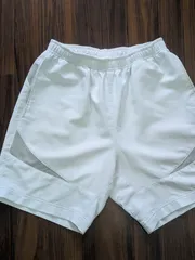 YONEX ヨネックス VERY COOL ゲームパンツ ハーフパンツ S 白 ホワイト