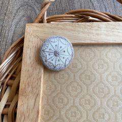刺繍【ヘアゴム】【ポニーフック】【ブローチ】選べるパーツ　no.88
