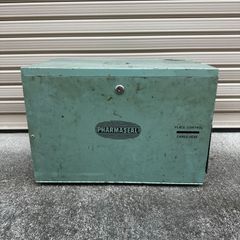 60年代　EVEREADY メタル　キャビネット　ガレージ　USA　看板 60年代 EVEREADY メタル キャビネット ガレージ USA 看板 - メルカリ