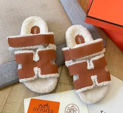 HERMESエルメスサンダル 《シプレ》39白入手困難