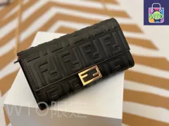 【今日特価】Fendi フェンディ クラシック肩掛けシリーズ 高級輸入牛皮と海外特注キーホルダー金具を採用し、油?仕上げが精巧