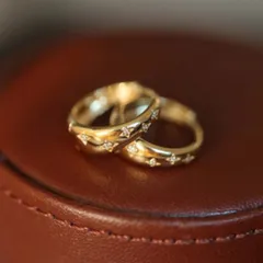 【残りわずか】　新品 未使用 高品質 5Aダイヤ 星が輝くフープピアス K18コーティング シルバー925 ピアス 高級感 上品 お洒落 可愛い