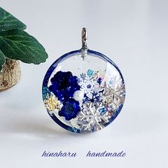 ぷっくりサークル＊雪花ネックレス(ブルー)