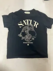 【新品】SATUR 半袖Ｔシャツ 韓国 楽天市場】SATUR（セター）2025年新作 クラシック スモール ロゴ