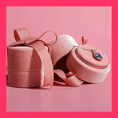 【スタッフおすすめ！】TIANYINGネックレスケース ジュエリーギフトボックス 可愛いペンダント箱 コンパクトネックレスホルダー 蝶結び リボン付き ペンダントケース ラッピング用ボックスピンク