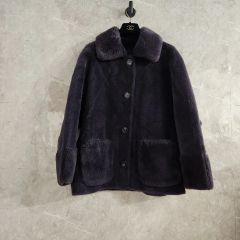 ザディグエヴォルテール ファージャケット　M ZADIG&VOLTAIRE（毛皮/ファーコート）のフリマアイテム一覧
