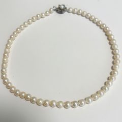 SILVER パールネックレス 本真珠風 クラスプ装飾 シルバー金具約7.4mm 
