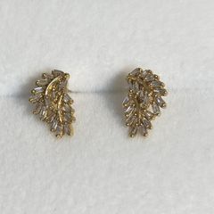 ミモザピアス　K18 ダイアモンド0.10/0.10ct　1.08g