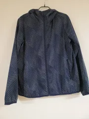 ネイビー パターン フード ウィンドブレーカー ブルゾン