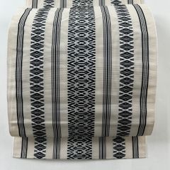 名古屋帯 秀品 証紙 本場筑前博多織 夏帯 八寸名古屋帯 松葉仕立て 献上柄 クリーム 正絹 【中古】