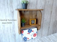 ハンドメイド ホワイト木製3段シェルフ ローラアシュレイ壁紙