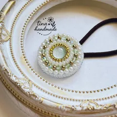 フォーマルにもおすすめ♡ビーズ刺繍ヘアゴム