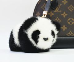 新品◆ホワイトフォックスの毛皮をまるまる1匹分使用した豪華なファーマフラー