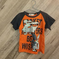 M1-01120【Kids】ティンカーベル 半袖 Tシャツ 男の子 (110) / 黒×オレンジ 首まわり、毛玉有 首まわり、色褪せ有 裾まわり、毛玉有 G