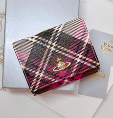 【最新✨️美しいブラウン】高級感オーブ ヴィヴィアン・ウエストウッド 二つ折り財布 最新作✨️美しいブラウン】高級感あふれるオーブ ヴィヴィアン