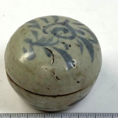 淡い緑色のひび割れ模様 陶器セット - メルカリ