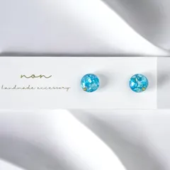 ＊ラウンド　小ぶり　レジン　ピアス/イヤリング　ハンドメイド