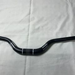 ハンドルバー　COMAS　CARBON　RISER