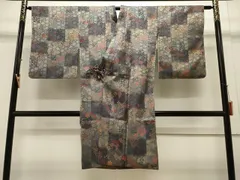 平和屋着物＃道中着　お召地　草花文　ロング丈　正絹　逸品　未使用　CAAW4820dy