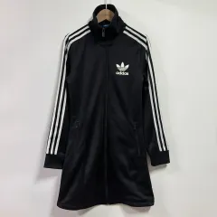 新品タグ付】adidas☆激レア！メタルシルバーが個性的♡ジップ