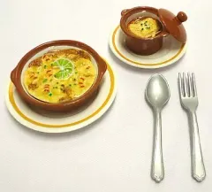 【8/10迄アーニャ】ベルギー Boch グラタンスープ皿 2客セット 8/10迄アーニャ】ベルギー Boch グラタンスープ皿 2客セット 8