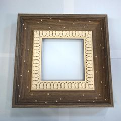 現品限り ミニ額 『10ｘ10ｘ厚1.0cmまでのモノが入る』 木地・水玉 縁幅5.0cm 樹脂 ミニ額縁 ミニフレーム 正方形 高級額 DIY ハンドメイド 作品を飾る 棹の端材を使った 小さな額 【4874-A1756】