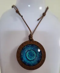 ブルーの曼陀羅ネックレス✨　エスニックネックレス　　　ウッドネックレス　　民族系アクセサリー　　　ボヘミアンネックレス　　　ネックレス　　　ペンダント　　　マンダラ　　　　レディースネックレス　　魅力的なネックレス