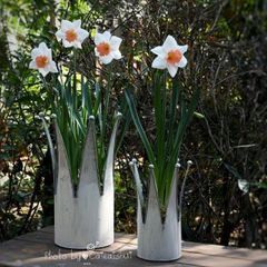 花瓶 花びん 金属 おしゃれ 王冠型 2個セット シンプル インテリア雑貨 花器 生け花 装飾 玄関 リビング ダイニング ギフト プレゼント 屋